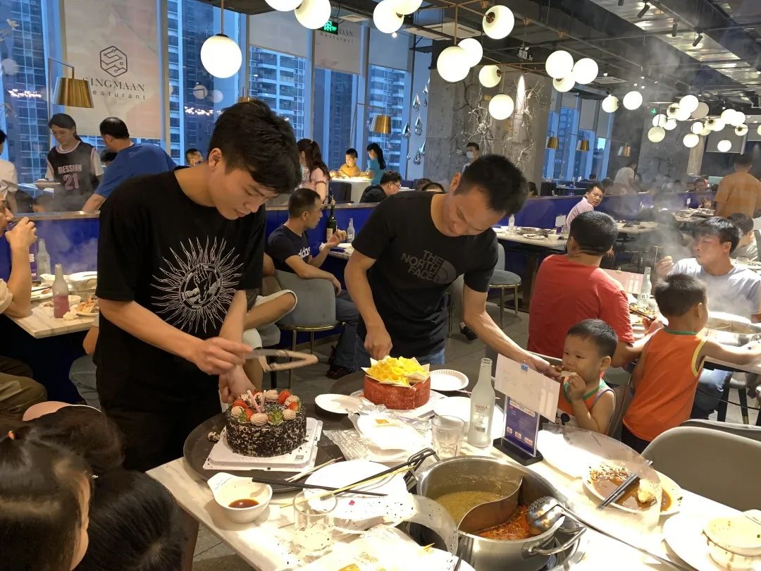 Fiesta de cumpleaños en la primera mitad de 2020!